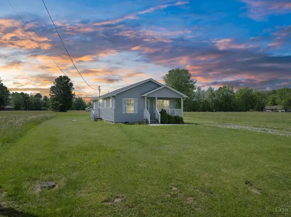 158 Montana Dr, Lake Waynoka, OH 45171