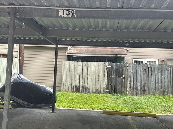 3rd image of 10601 South Dr APT 123