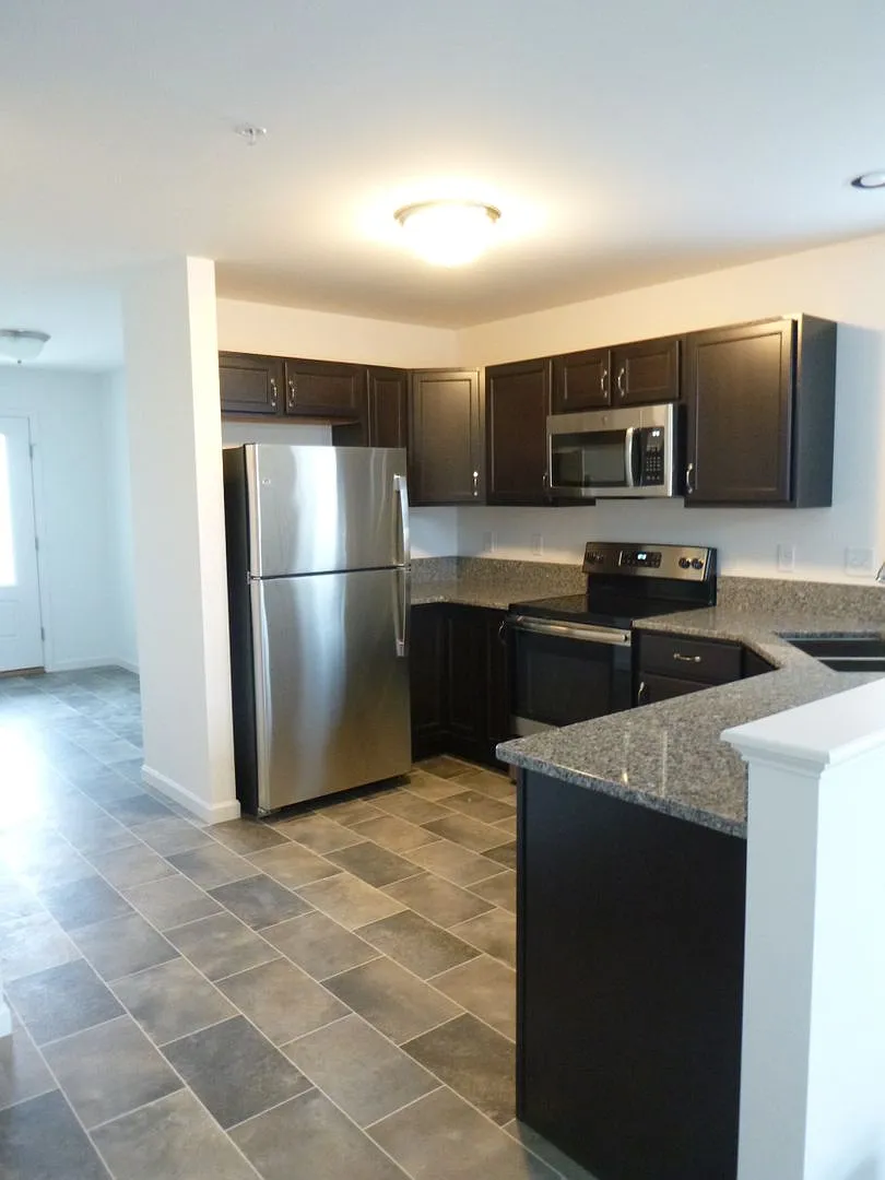 Luxury Corner Townhome with First Floor Master! — Photo 3