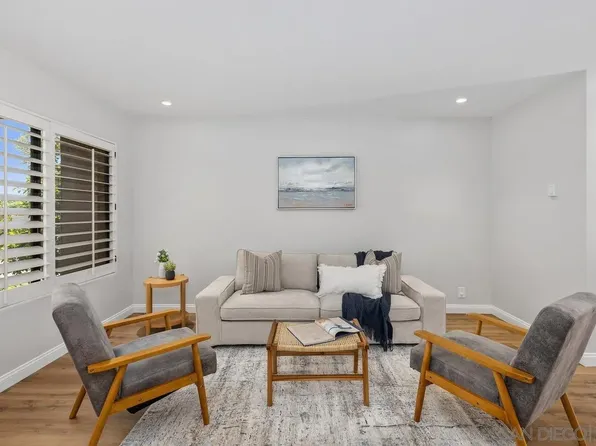 8324 Via Sonoma Unit 71, La Jolla, CA 92037