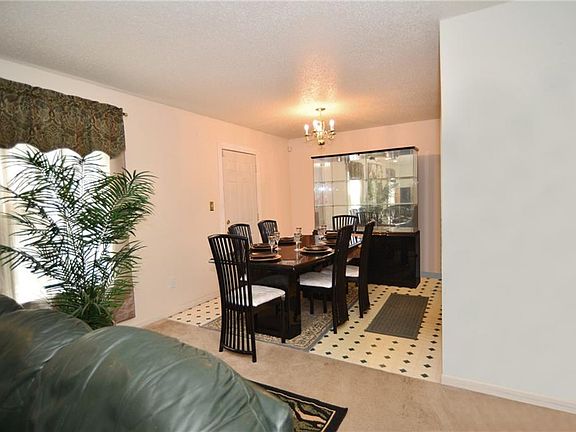 3rd image of 4135 Orchard Valley Blvd