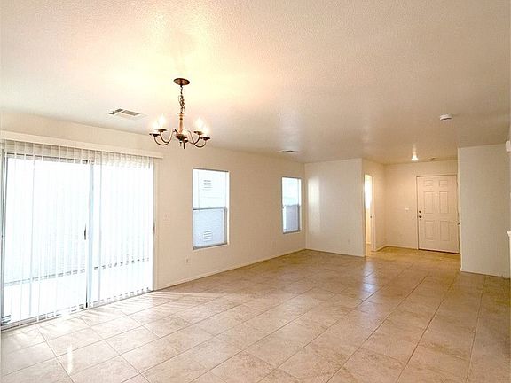 5th image of 544 Mayfair Walk Ave