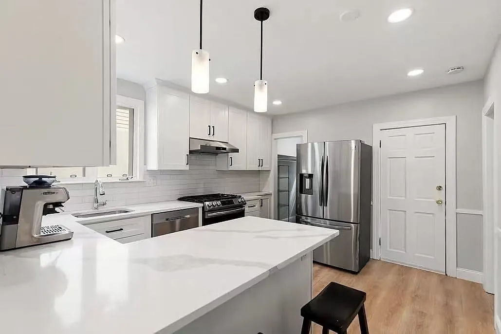 47 Litchfield St — Photo 1