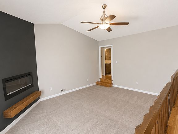 5th image of 1228 Bromley Dr