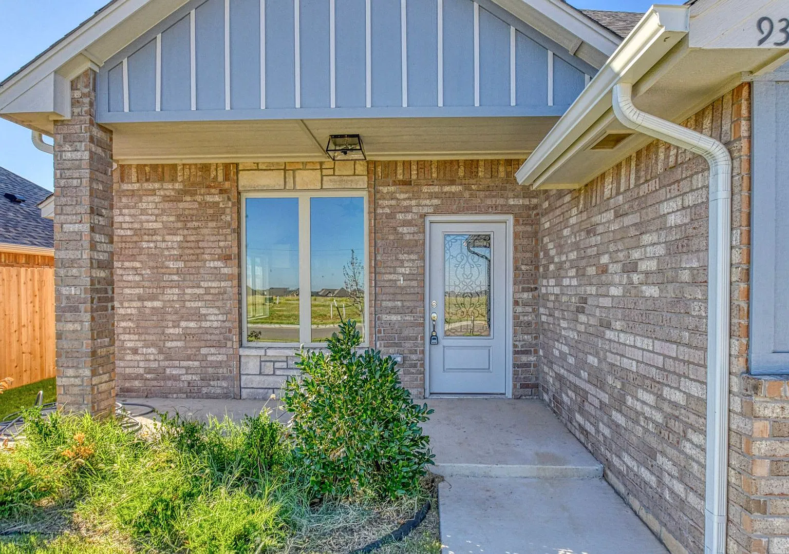 Brand New Construction in Savannah Estates! — Photo 2