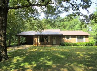 10638 Rr 3, Doniphan, MO 63935