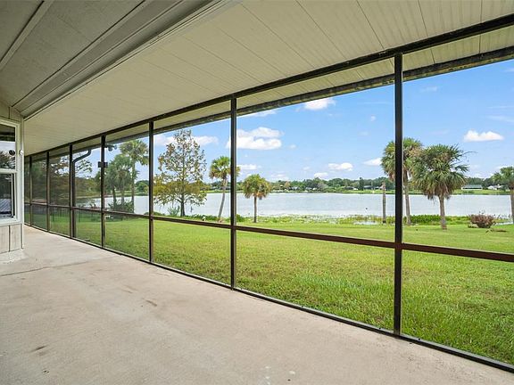 2nd image of 8110 Hook Cir