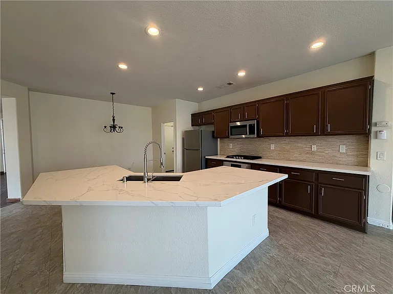 10416 Maricopa Rd — Photo 13