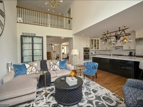 103 Mcdowell Dr, Lambertville City, NJ 08530