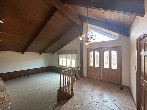 3rd image of 3955 Saltillo Rd