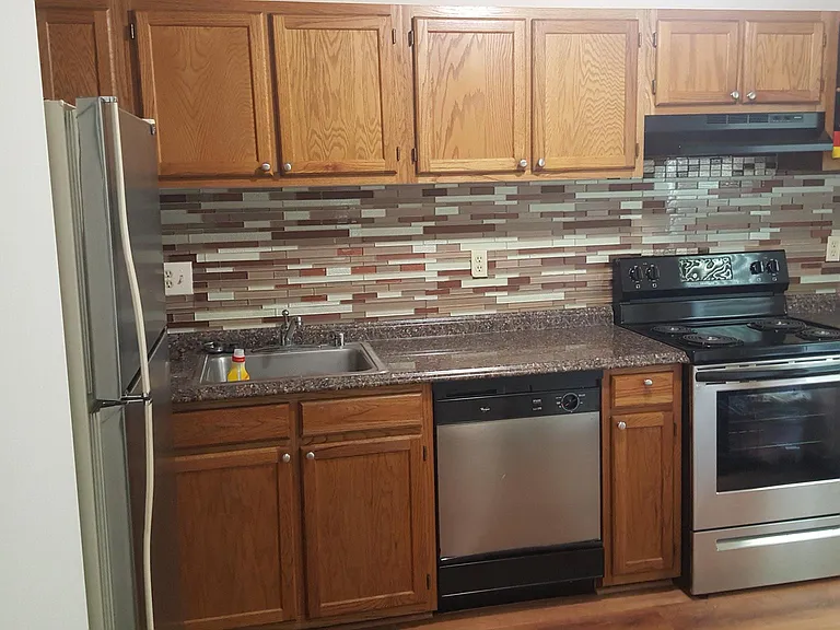 7918 Suiter Way — Photo 9