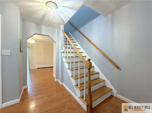 406 Cranbury Rd APT 7, East Brunswick, NJ 08816