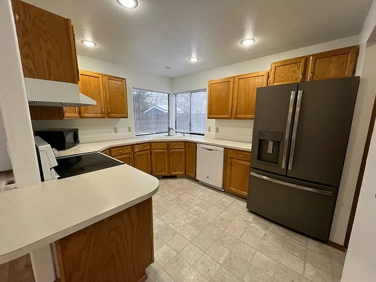 1339 Johnson Ct — Photo 6