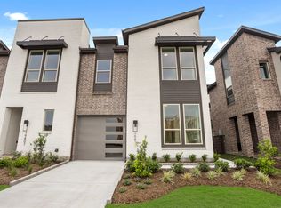 19811 Curved Steel Dr, Cypress, TX 77433