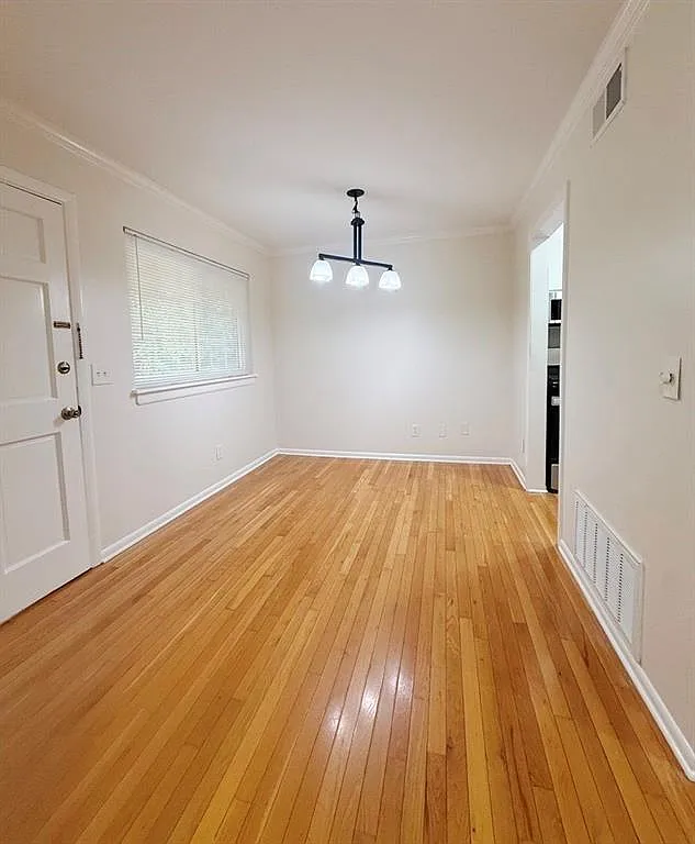 2 bed, 1.0 bath, 1064 sqft, $2,100 — Photo 3