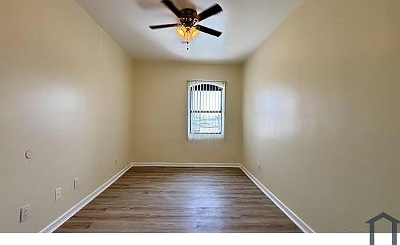 4th image of 7416 S Vermont Ave #4