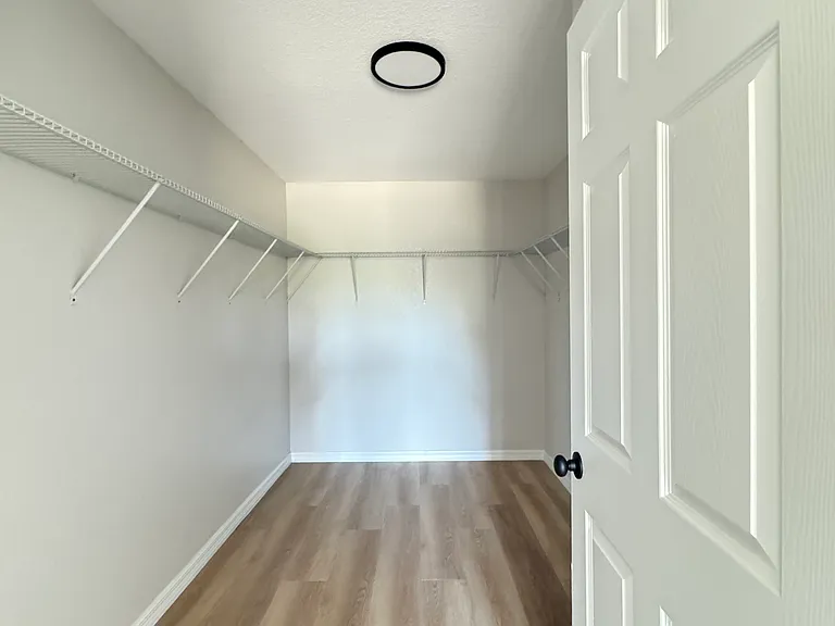289 Lincoln Rd NE #1 — Photo 7