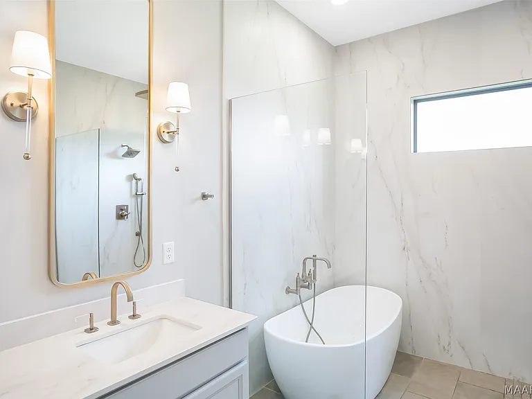 1536 Grantham Dr — Photo 14