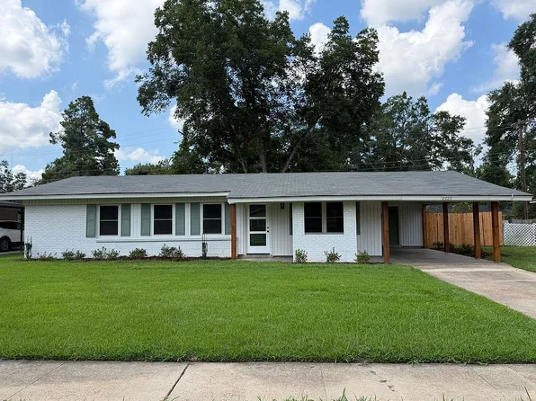 2325 Sauvelle Dr, Monroe, LA 71201
