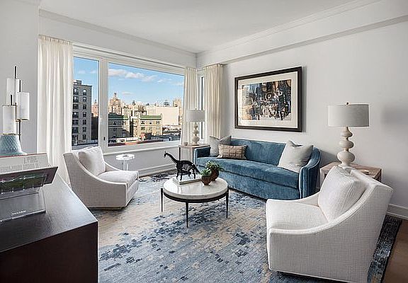 3rd image of 222 W 80th St #11E