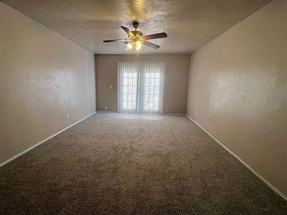 4th image of 1127 Berwyck Dr