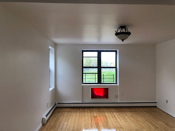 3rd image of 780 E 165th St APT 2