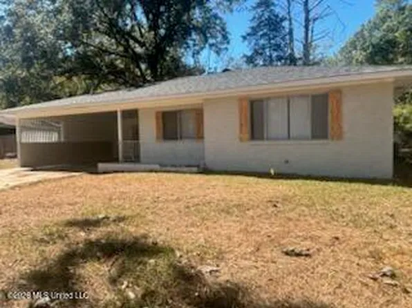 1645 Camellia Ln, Jackson, MS 39204