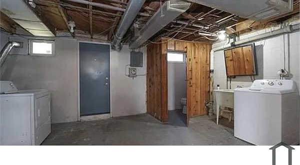 8338 Edgedale Rd — Photo 3