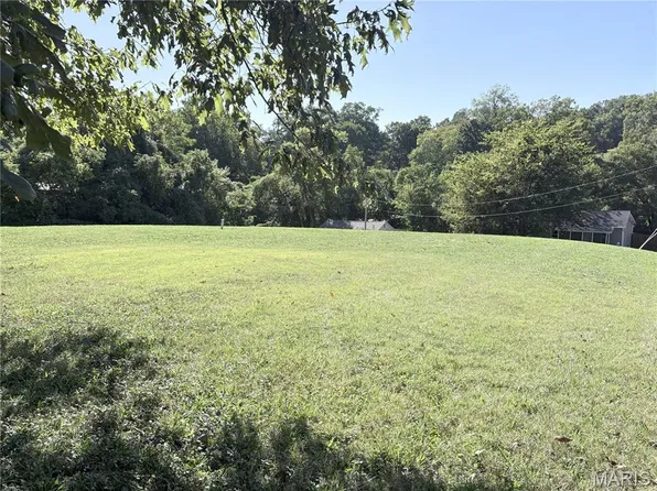 1436 N Spanish St, Cape Girardeau, MO 63701