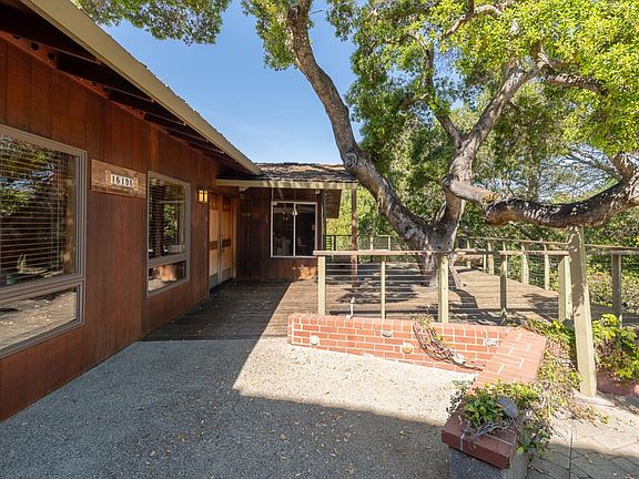 4th image of 15195 Park Dr