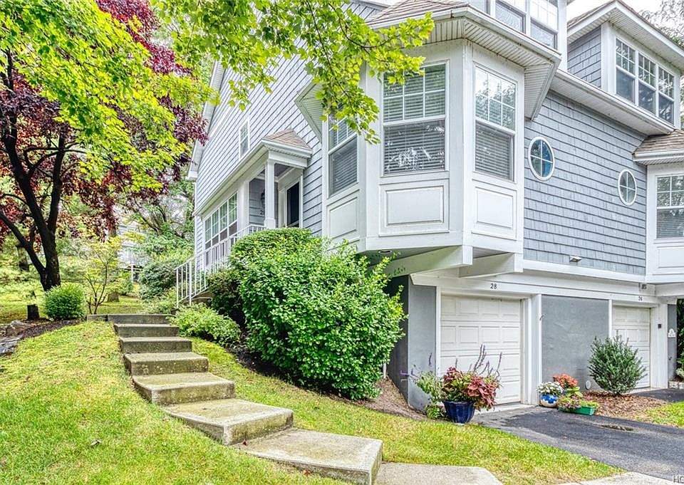 1st image of 28 Mystic Dr