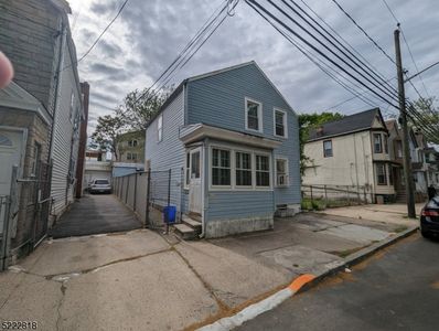 26 Duryea St, Newark, NJ, 07103