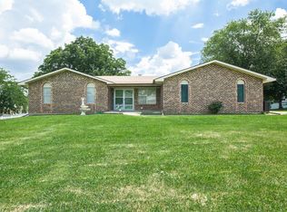 9 Hillcrest Estates Ln, Saint Peters, MO 63376