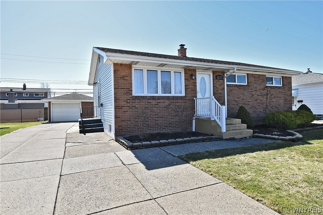 1237 Urban Blvd, Cheektowaga, NY 14225 Zillow