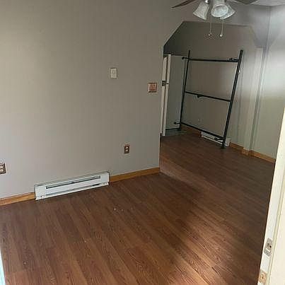 1st image of 19 4th St #3
