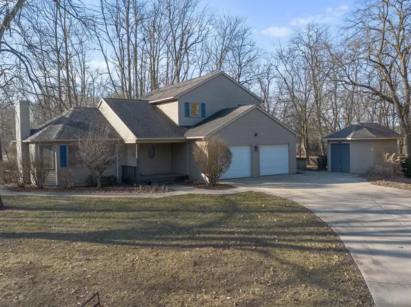 11688 W Briarwood Dr, Monticello, IN 47960