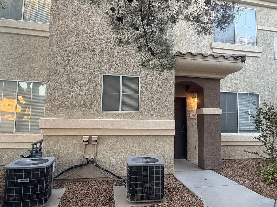 9050 W Warm Springs Rd #1081