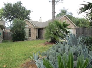 12902 Sandri Ln, Houston, TX 77077