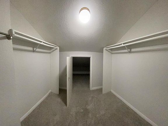 2nd image of 2195 Canyon Dr #D