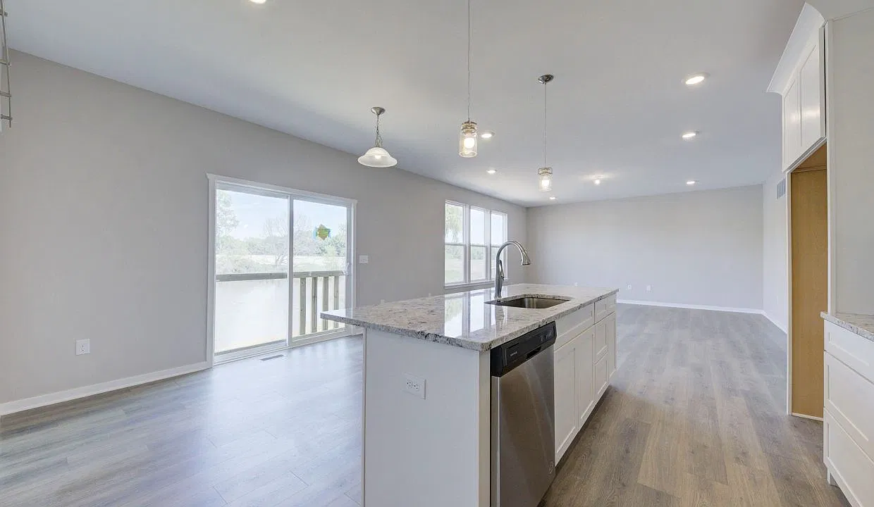 2132 Shale Drive - MOD 84 - 1 — Photo 4
