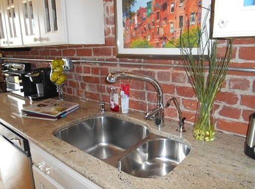 5th image of 36 Elm St Unit 3