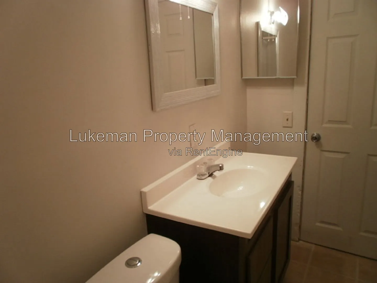 2 bed, 1.0 bath, 722 sqft, $800 — Photo 4