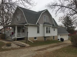 N1852 County Road R, Lebanon, WI 53047