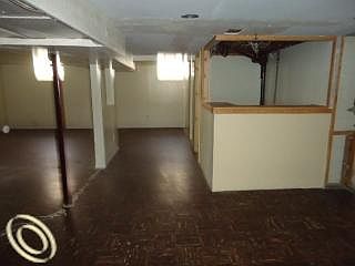 3rd image of 11675 Farley Ave