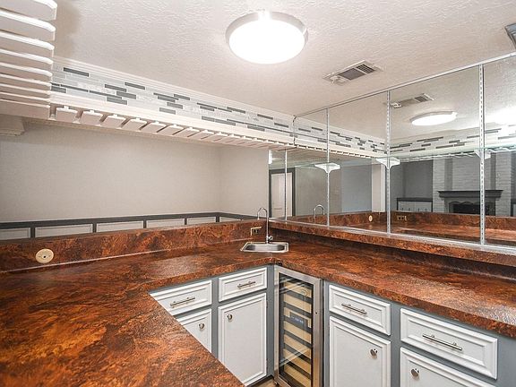 5th image of 6622 Pauma Dr