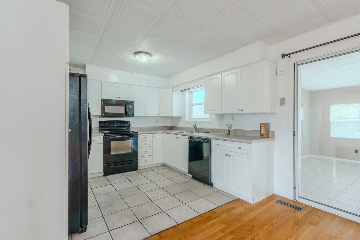 next background image