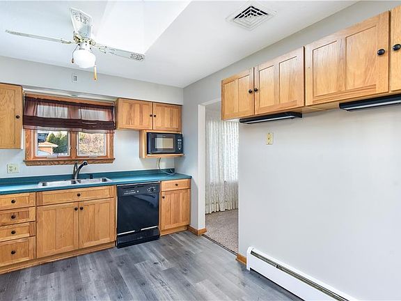 4th image of 789 Wild Cherry Dr