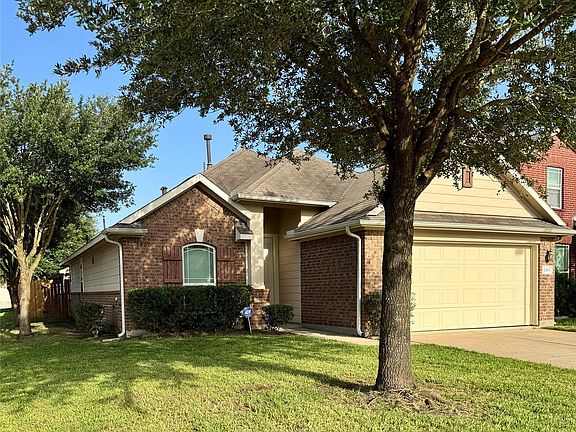 3rd image of 2303 Corry Crest Cir