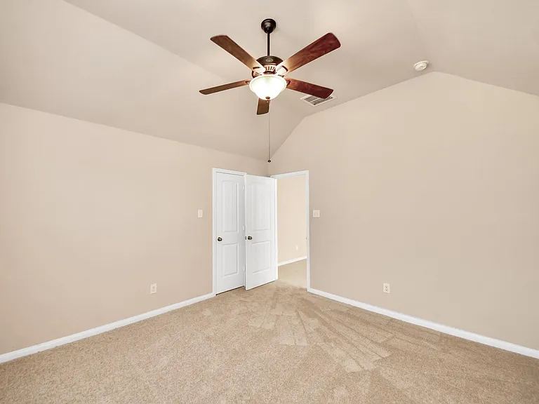 3115 Lake Dr — Photo 30