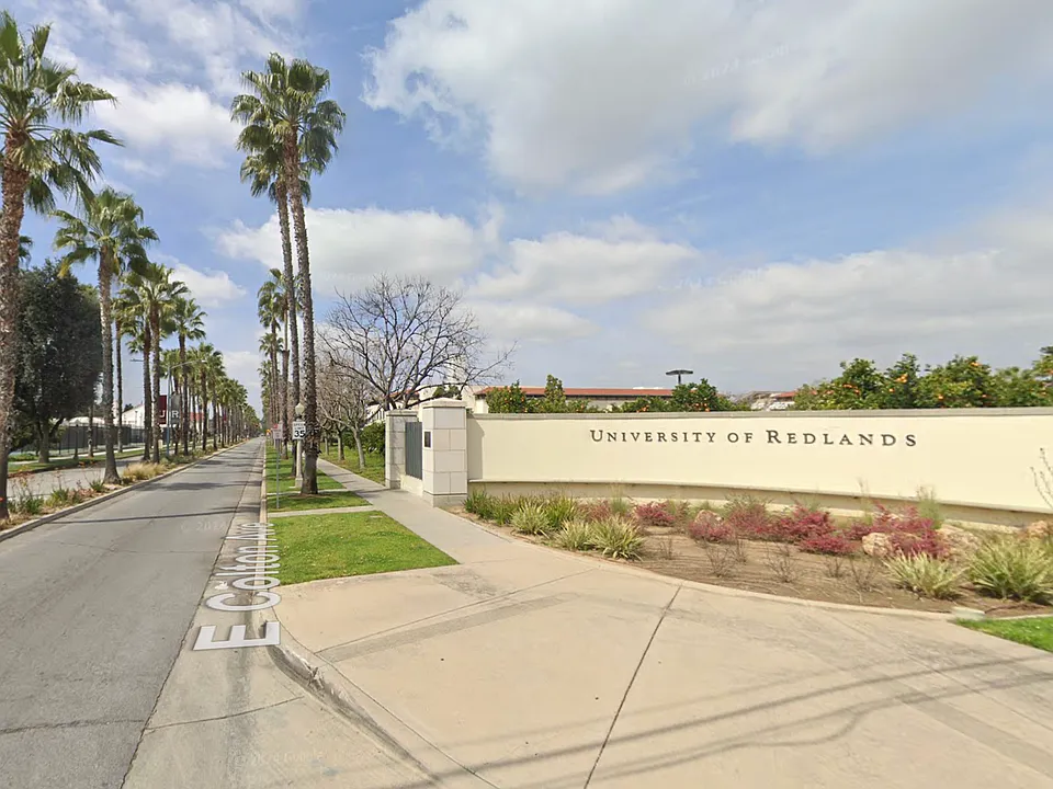 1333 E Colton Ave